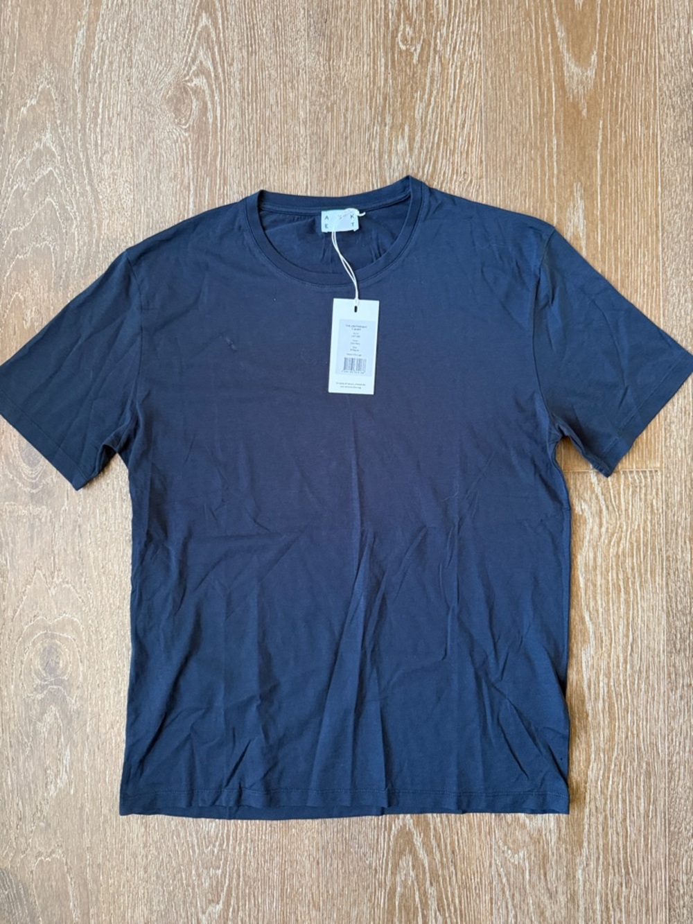 ASKET the lightweight tee Nwt